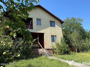 Varbilau - Cotofenesti, Casa 71 mp, 3 camere, lot 1300 mp!