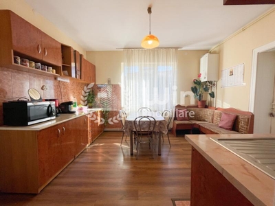 Apartament 3 camere in vila | 115 mp | Decomandat | Zona Titulescu