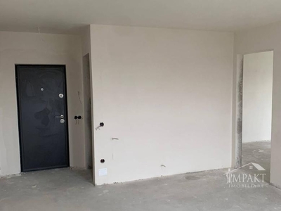 Apartament cu 3 camere de vanzare in Floresti