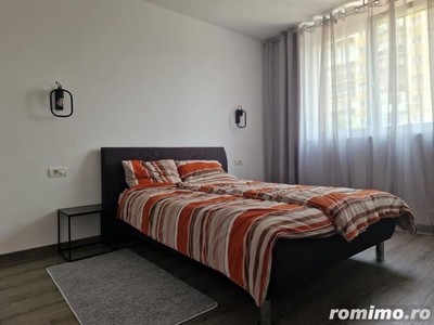 Apartament cu 3 camere semidecomandat pe Calea Iuliu Maniu (Micalaca )
