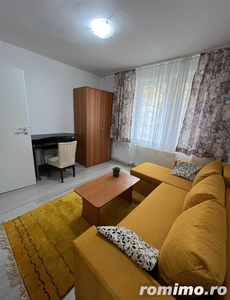 Apartament cu 3 camerezona Centrala