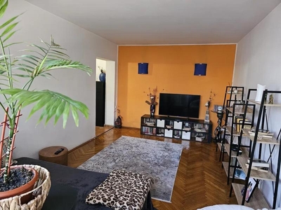 Apartament cu 4 camere in zona Tomis II