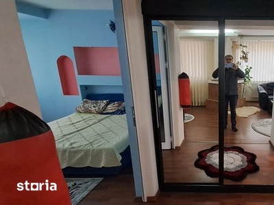 Apartament de închiriat