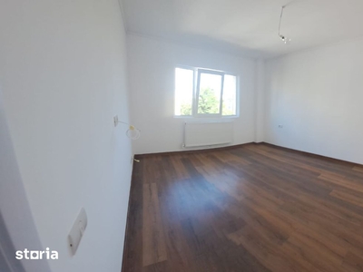 CASA DE CULTURA apartament cu 4 camere st 70 mp pret 117000 euro