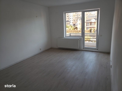 Vanzare apartament ultrafinisat, 3 camere in Floresti.