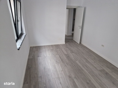 34952 Apartament 3 camere Bratianu