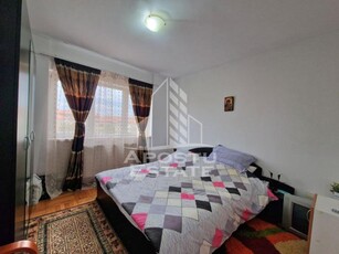 Apartament 2 camere, decomandat, centrala proprie, zona Torontalului