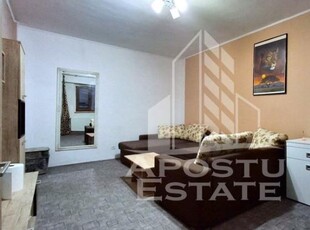 Apartament 2 camere, decomandat, Zona Intim