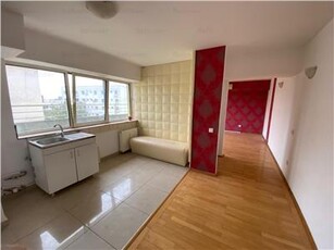 Apartament 2 camere | stradal pe Bd Unirii Piata Alba Iulia |