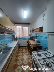 Apartament 3 camere, 56 mp, Republicii