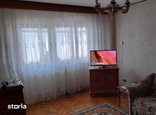 apartament 3 camere, decomandat, Curtea de Argeș