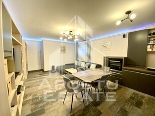 Apartament 3 camere, loc de parcare propriu, zona Padurea Verde