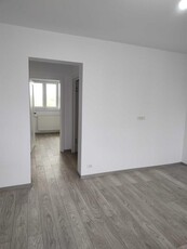 Apartament 3 camere renovat in bloc reabiltiat, Favorit, Drumul Taberei