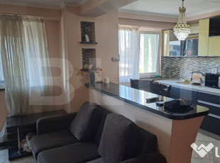 Apartament 3 camere - Ultracentral, Pitești cu vedere spre