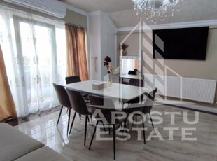 Apartament 3 camere, zona centrala, Remetea Mare