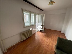 Apartament 4 camere Bulevardul Obregia