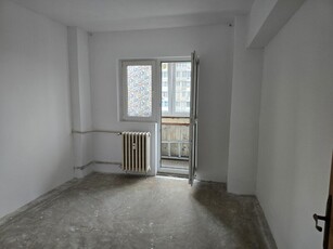 Apartament 4 camere Stefan cel Mare, chiar la metrou