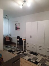 Apartament cu 1 camera decomandat, etaj 1/6, zona Tatarasi