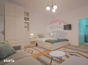 Apartament cu 2 camere de închiriat în zona Central