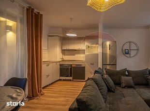 Apartament cu 2 camere de închiriat în zona Noua/Comision 0