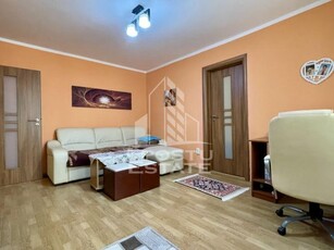 Apartament cu 2 camere etajul intai bloc izolat centrala Blascovici