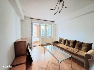 Vand apartament decomadat 2 camere Micro 19 zona Neacsu.