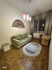 Apartament 3 camere l Cladire interbelica I De vanzare