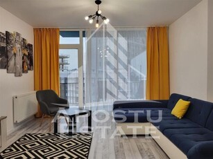 Apartament cu 3 camere, 2 bai si 2 balcoane in zona Ultracentrala.