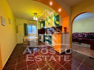 Apartament cu 3 camere, 2 balcoane,decomandat, zona Girocului