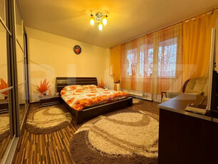 Apartament cu 3 camere