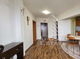 Apartament cu 3 camere, 85mp, Open space, in zona P-ta Spitalului