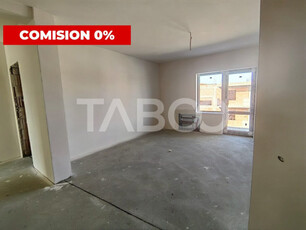 Apartament cu 3 camere ETAJ 2 din 3 balcon si loc parcare in