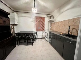 Apartament cu 3 camere, etajul 2, zona Dambovita