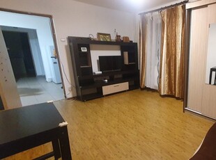 Apartament de 2 camere, 45 mp, centrala, AC, decomandat, bloc izolat, Lujerului