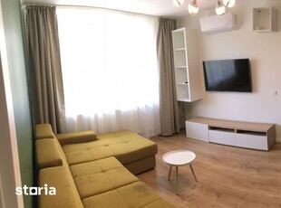 Inchiriez Apartament 3 camere cu terasa