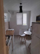 Apartament de închiriat