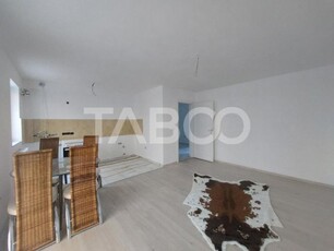 Apartament decomandat 2 camere 50mpu parter parcare privata Sebes Alba