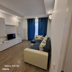 Apartament două camere, decomandat, complex Cosmopolis