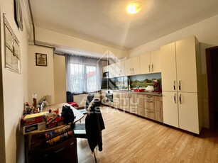 Apartament pe 2 niveluri