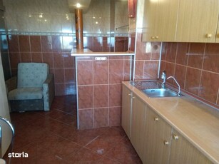 Inchiriez in Tecuci apartament 2 camere ultra central
300 €