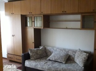 Apartament decomandat Rovine