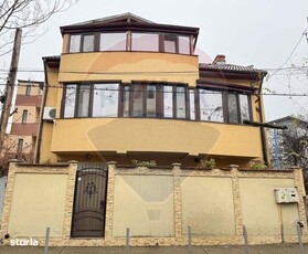 Casă cu 6 camere de vânzare în zona Brancoveanu