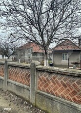 Casa cu anexa 7 camere (Teius), 1 bucutarie, 1 baie, 1 living, gradina