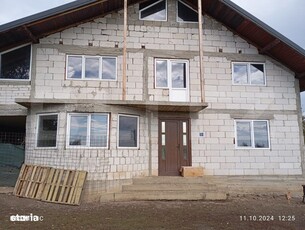 Casa individuala, la rosu, 3 camere, 226 mp, 500 mp de teren, zona Mih