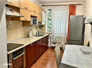 Apartament Podul Viilor, cu trei camere si priveliste panoramica