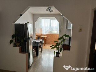 DE INCHIRIAT APARTAMENT 3 CAMERE