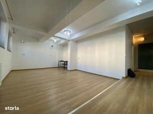 Apartament 2 camere 44 mp la mansardă zona Brădet finisat, mobilat.