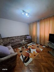 Inchiriere- Apartament cu 3 camere, decomandat, parter