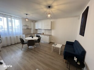 De inchiriat - apartament 2 camere, central