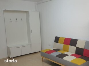 Inchiriez apartament 2 camere mobilat lux incalzire metrou Aparatori